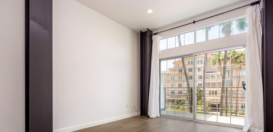 5400 Playa Vista Dr. #2