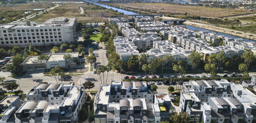 5350 Playa Vista Dr. #14