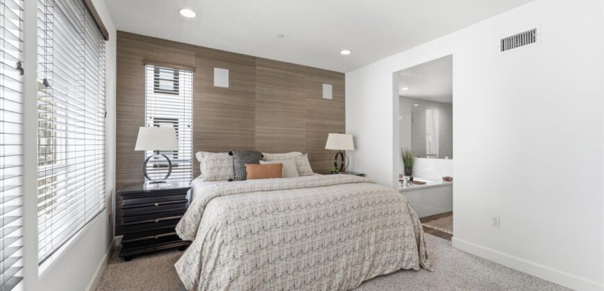 12534 W. Fielding Circle #3